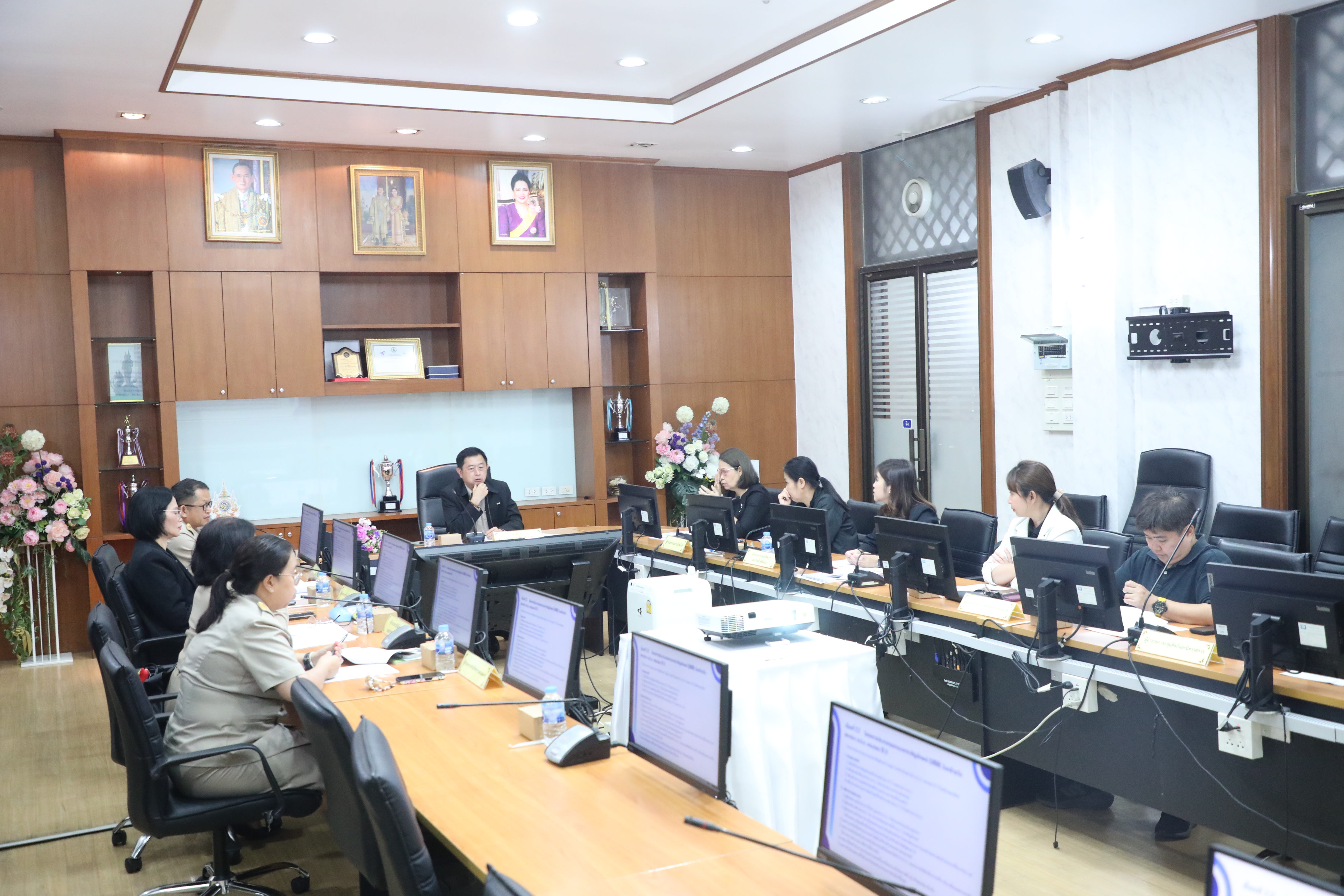 title - ส.ป.ก. ประชุมคณะกรรมการตัดสินการประกวดออกแบบตราสัญลักษณ์ครบรอบวันคล้ายวันสถาปนา ส.ป.ก. ครั้งที่ 1/2568